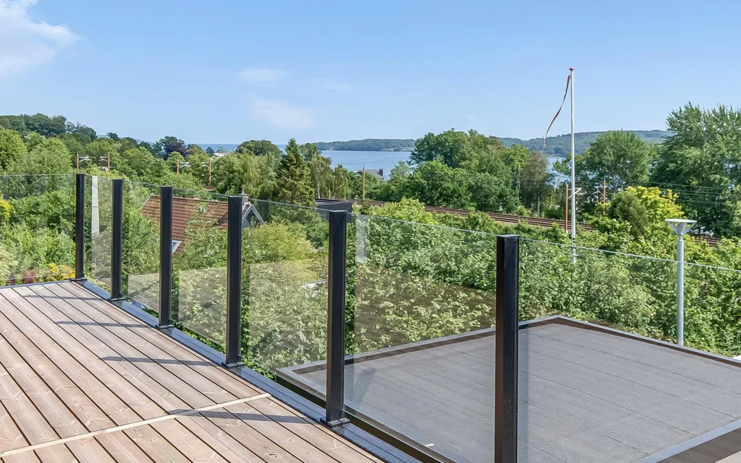 Hvilket glasværn skal jeg vælge til min terrasse?